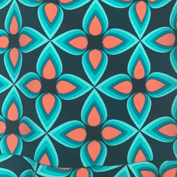 LuLaroe, Medium, fit and flare, very comfortable. Great condition, worn once - Picture 3 of 5